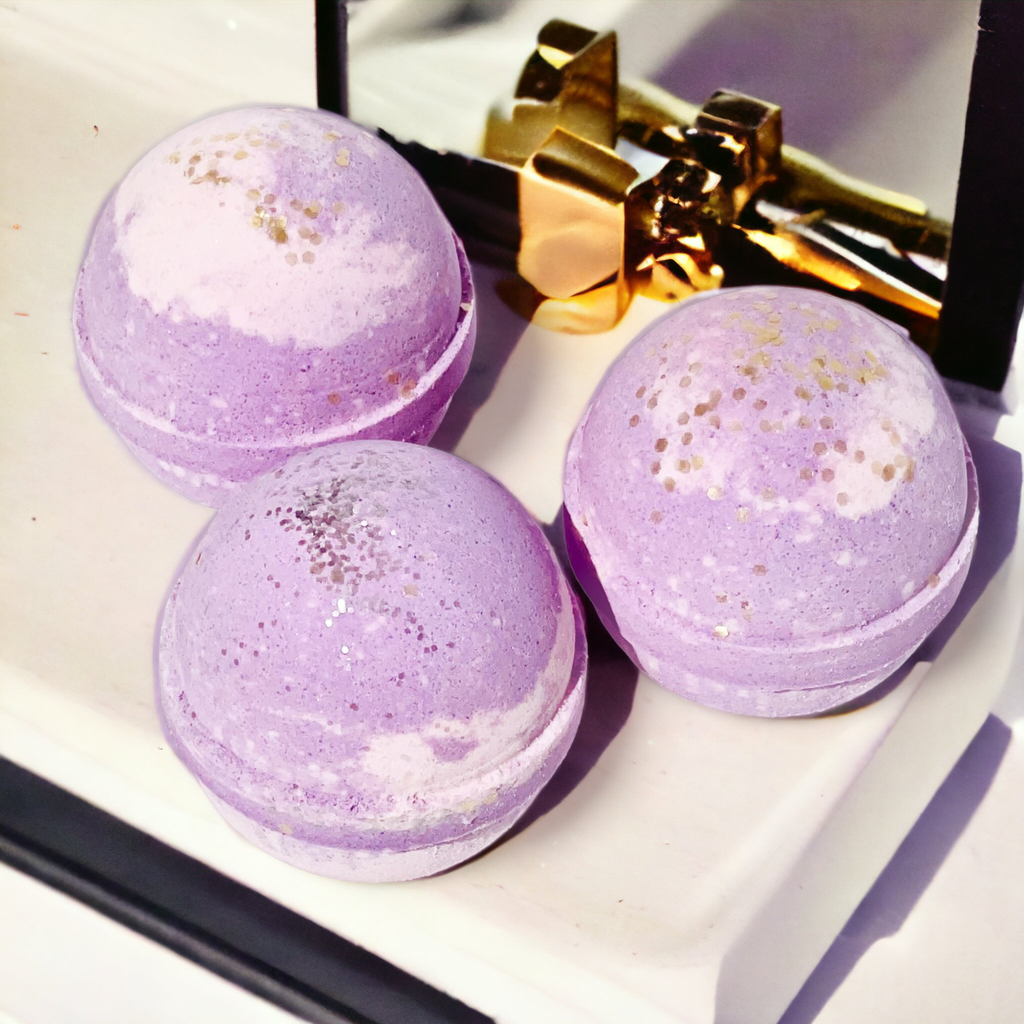 Luxury and Sweet Almond Large Bath Bomb - 8oz Pure Drop